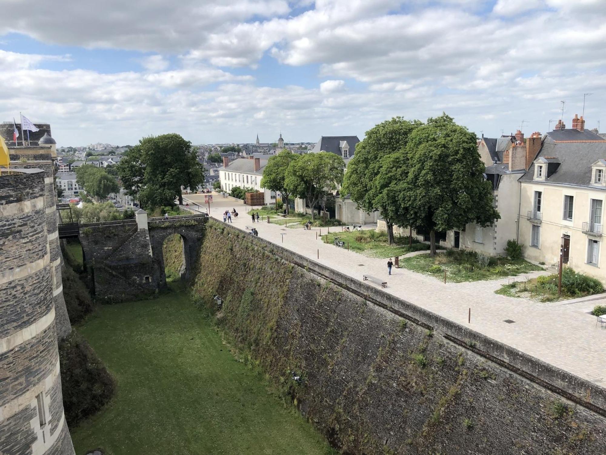 Maison Bout Du Monde Angers Hyper Centre المظهر الخارجي الصورة